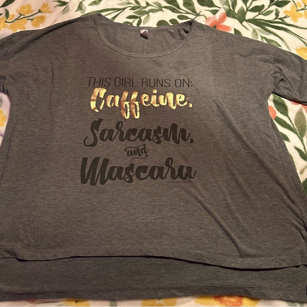 Very cute oversized t shirt. Really comfortable!!  Lg. Worn a few times.